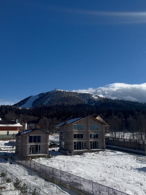 Bakuriani Ski Resort — photo by @__tinn__a